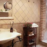 La Pedica 4*